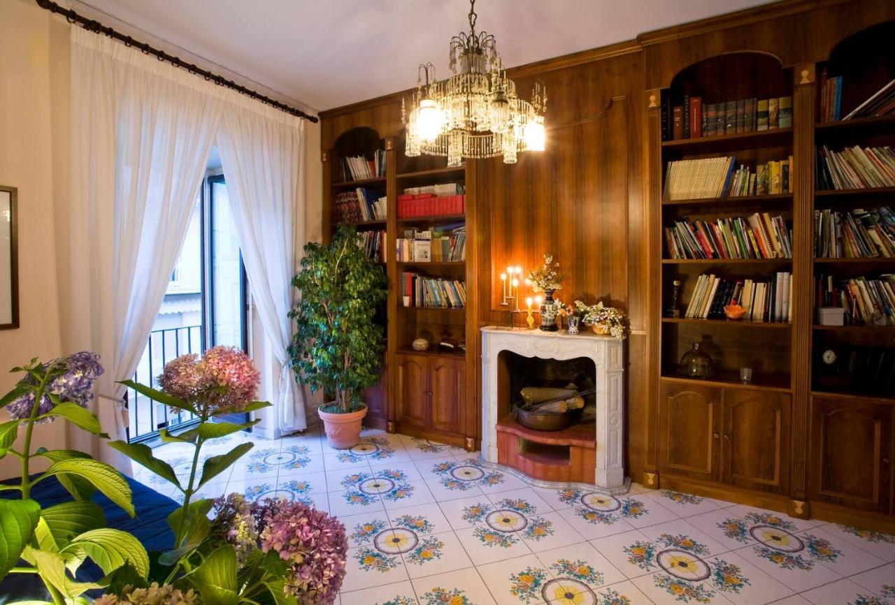 Don Valerio Sorrento Apartment Екстериор снимка