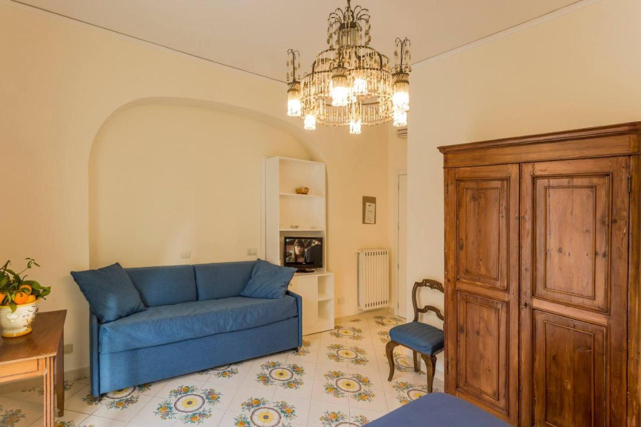 Don Valerio Sorrento Apartment Екстериор снимка