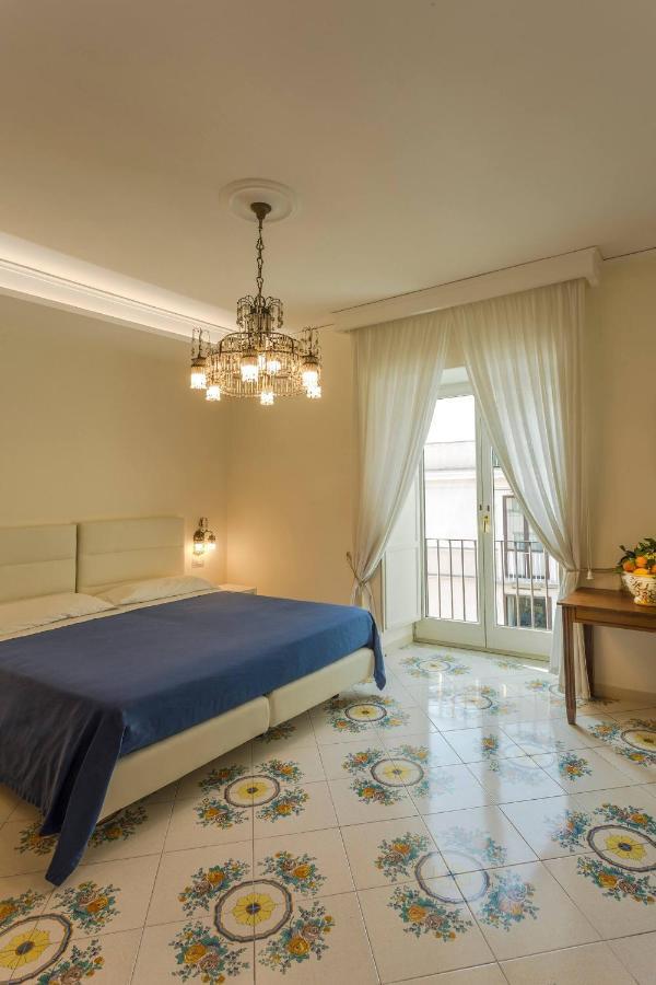 Don Valerio Sorrento Apartment Екстериор снимка