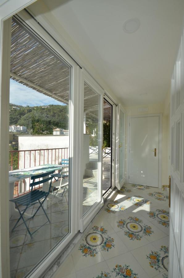 Don Valerio Sorrento Apartment Екстериор снимка